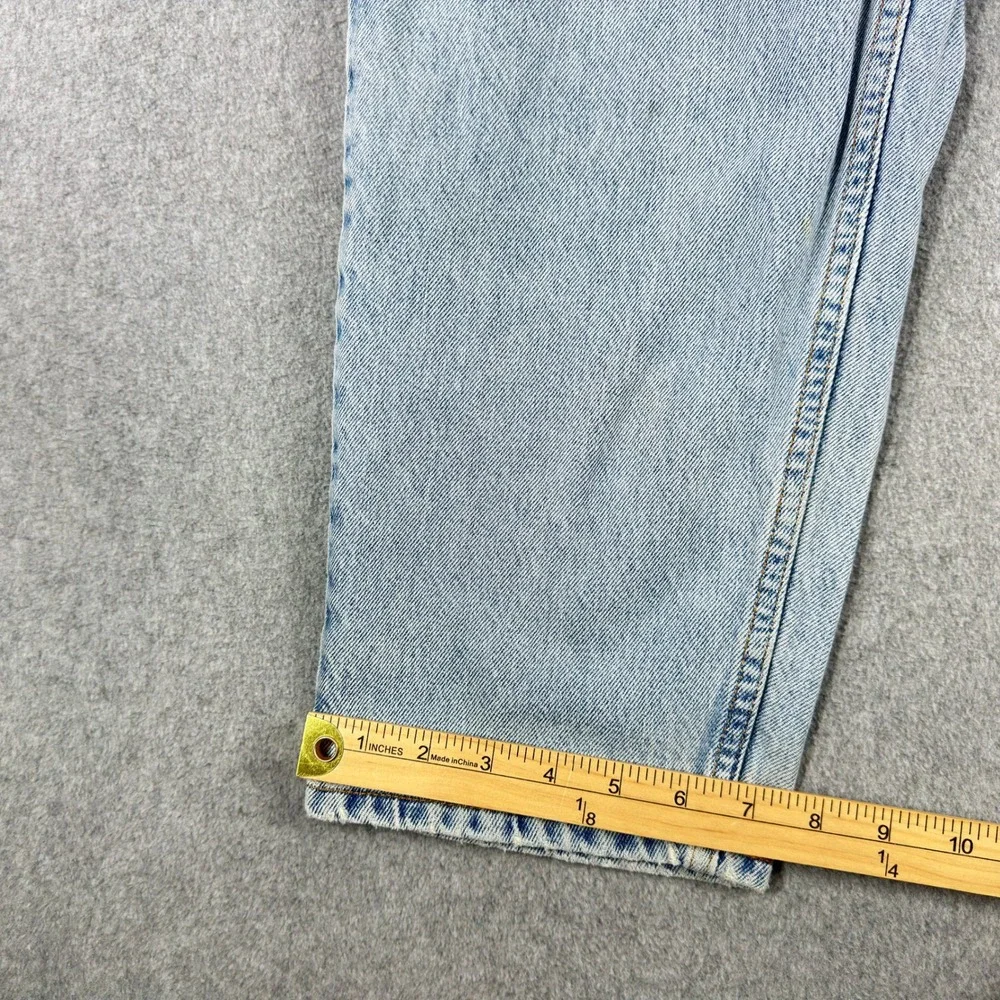 Vintage Levis 560 Men's‎ 36x31 Loose Fit Taper Light Wash Blue Denim Jeans